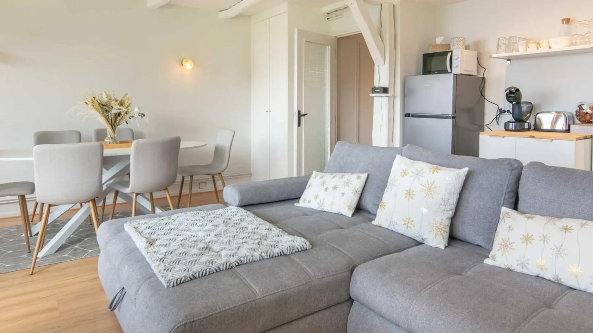 Apartment Cytises By Interhome Chamrousse
